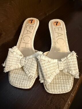 Cream Bow Slide Sandals